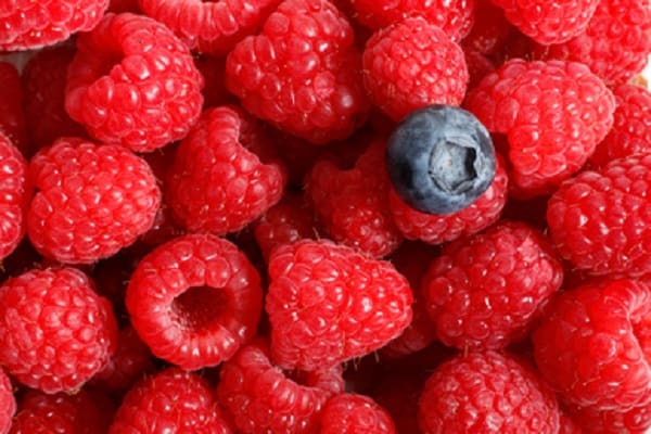 Vitamíny nalezneme hlavně v ovoci a zelenině.